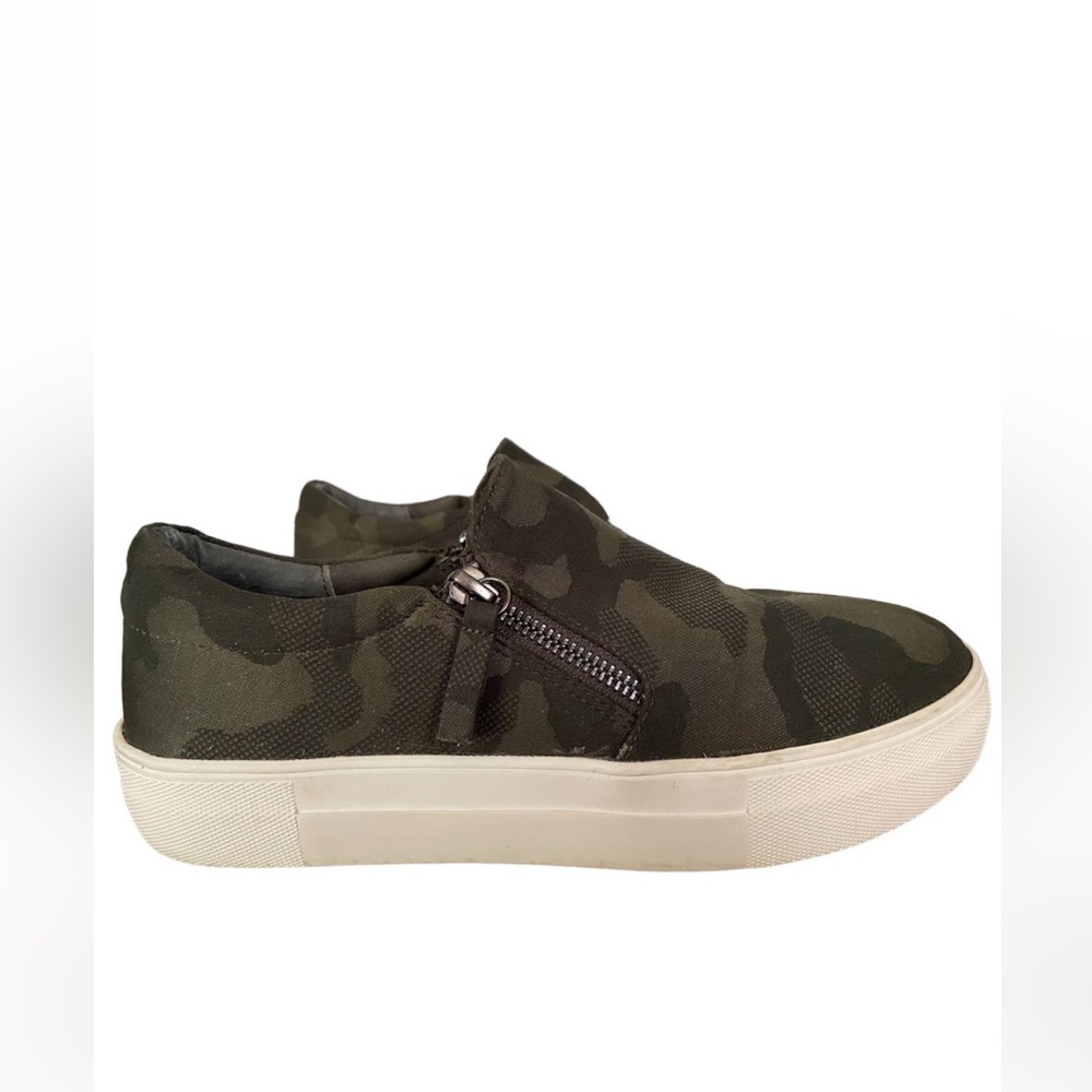 Steve Madden Camouflage Slip-On Sneakers